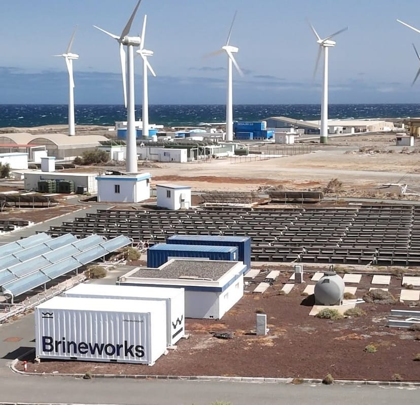 Brineworks pilot container among wind turbines at the ITC test site in Pozo Izquierdo, Gran Canaria